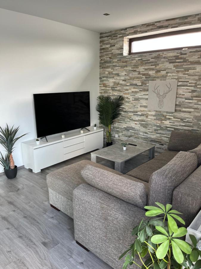 Messewohnung/Ferienwohnung كولونيا المظهر الخارجي الصورة